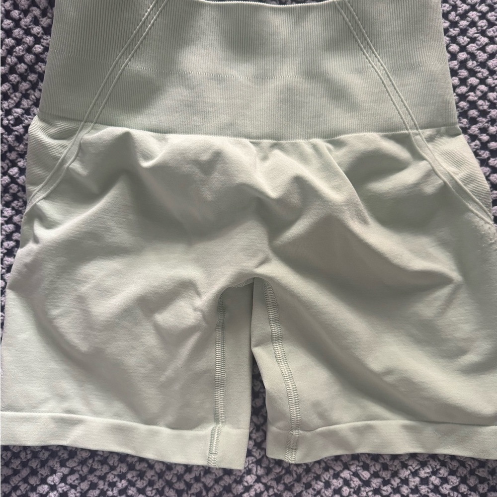 Oner Active Effortless Seamless Shorts - Mint Green size S